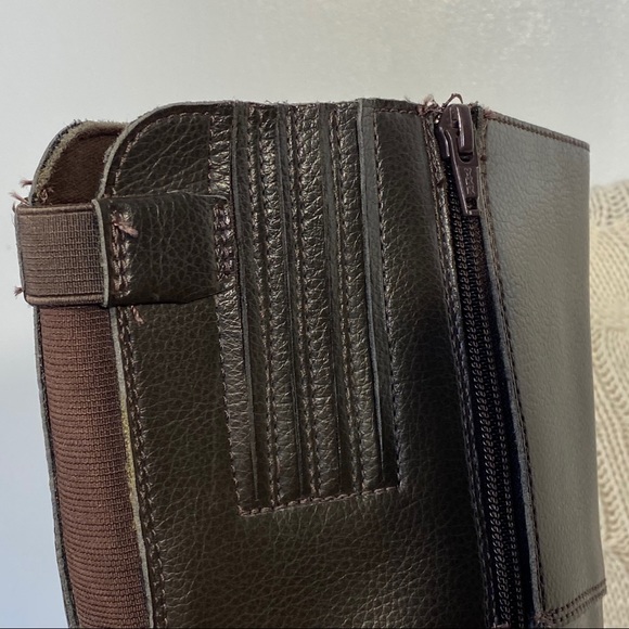 CLARKS Brown Synt Tall Leather Riding Boots stretch WIDE CALF easy-on/off 2090 - Picture 3 of 8